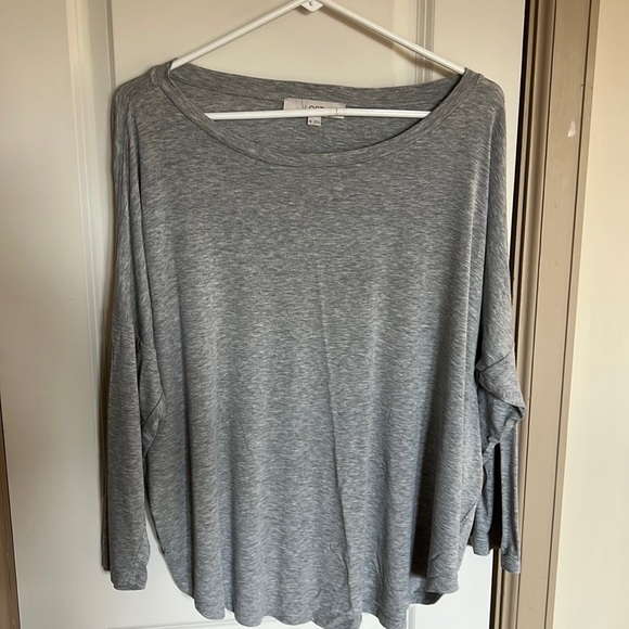 LOFT Tops - LOFT XL Gray Top
